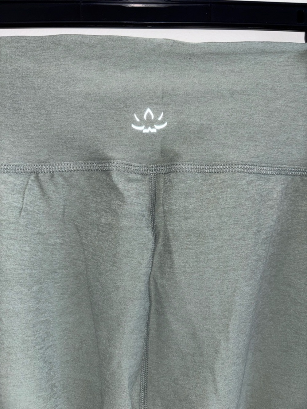 NWT Beyond Yoga Olive Green Flare Leg Laid Back Pant Sz L - Picture 10 of 13